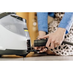 Kärcher SC 5 EasyFix Steam Cleaner with Iron Plug - Powerful and Versatile Cleaning Solution!